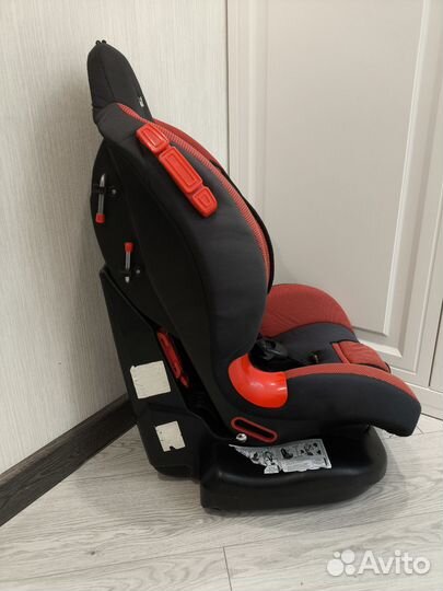 Автомобильное кресло Siger