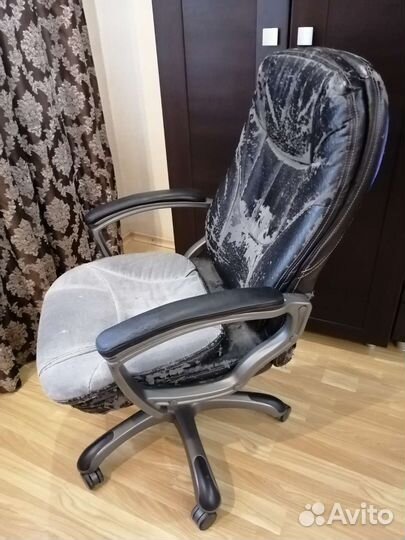 Кресло компьютерное для руководителя под перетяжку
