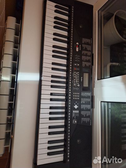 Синтезатор tesler kb-6170