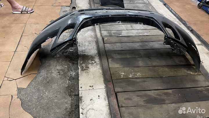 Передний бампер Lexus GS 300