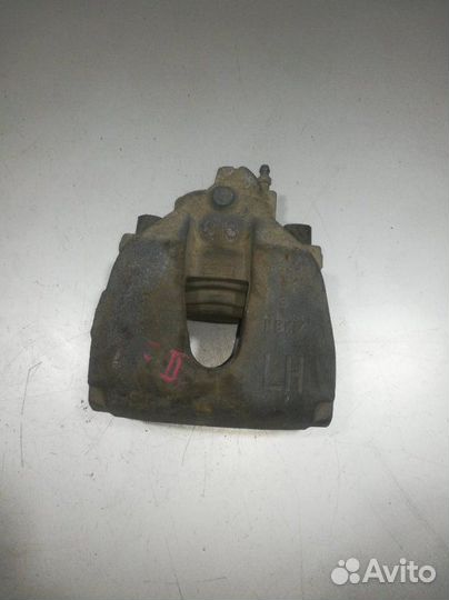 Суппорт передний левый Ford Focus 2