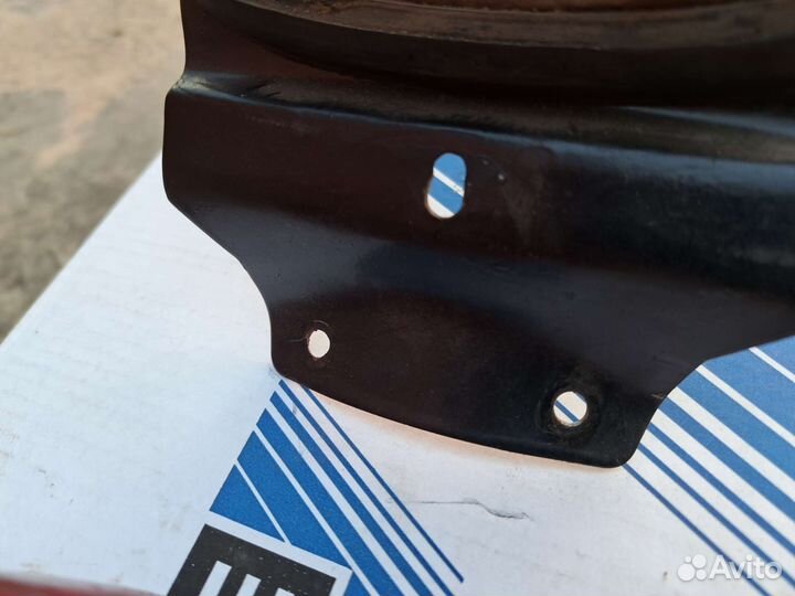 Стоп сигнал с бугелем