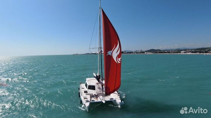 Аренда яхты катера морская прогулка