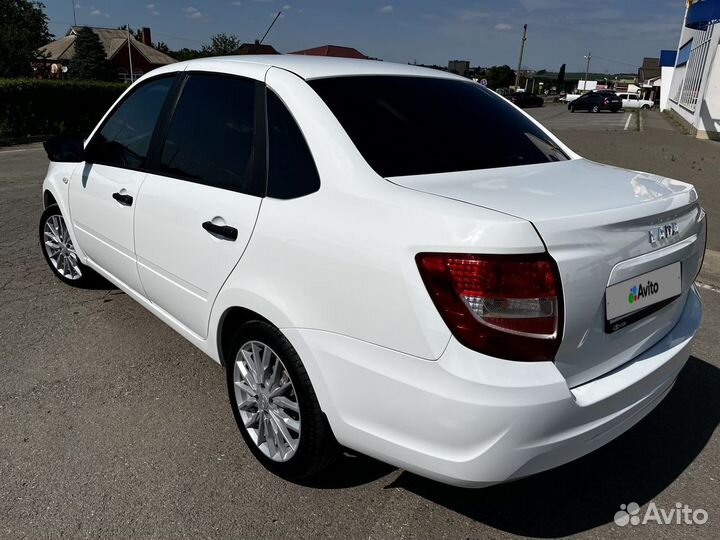 LADA Granta 1.6 МТ, 2019, 42 000 км