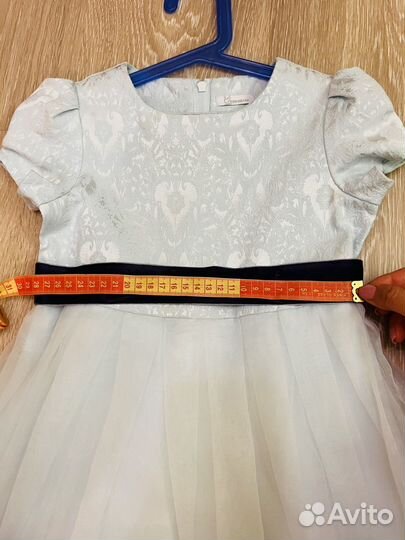 Нарядное платие для девочки