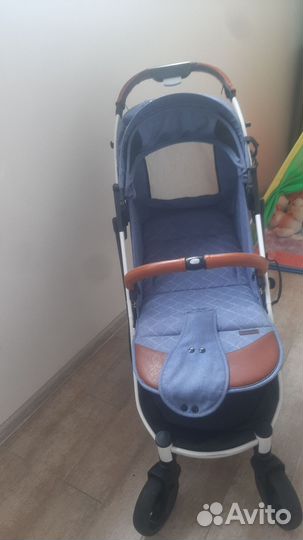 Коляска прогулочная babalo