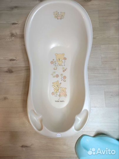 Ванночка для купания с горкой