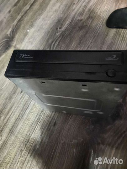 DVD ROM