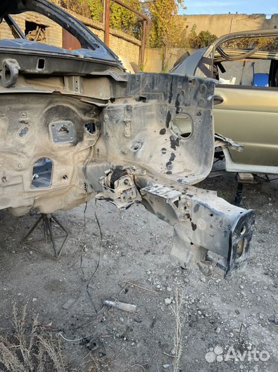 Четверть перед левая hyundai tucson 1