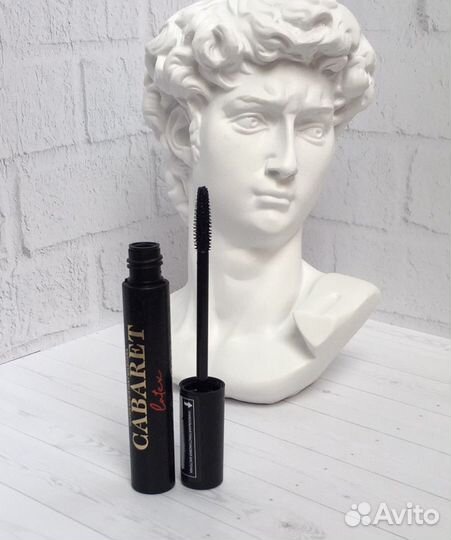 Косметика Тушь для ресниц Cabaret Latex