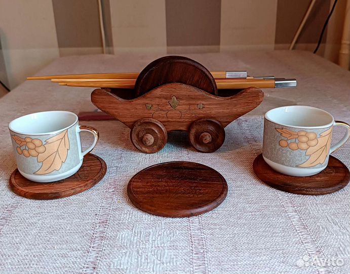 Деревянные подставки и палочки