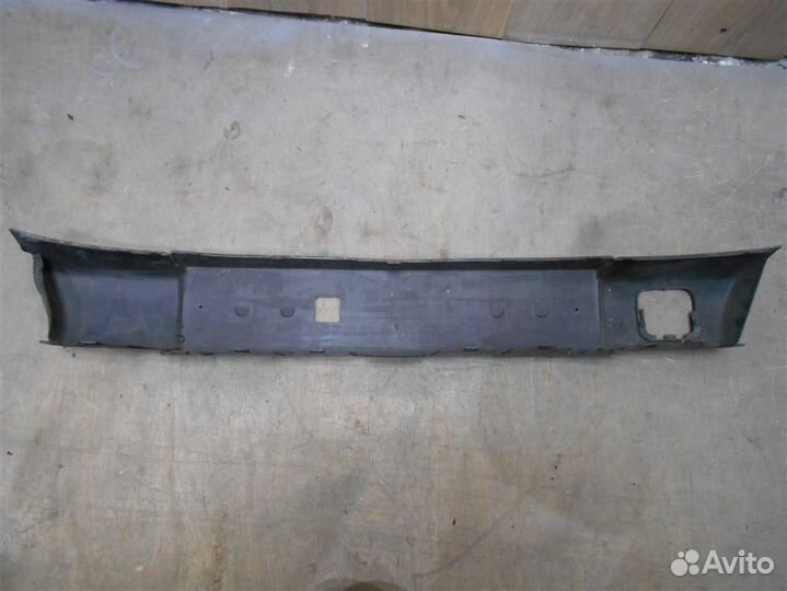 Накладка переднего бампера под номер от Peugeot 3