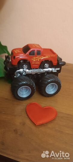 Игрушки машины 3 шт