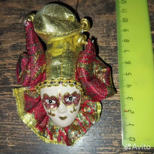 Сувенир из Венеции маска