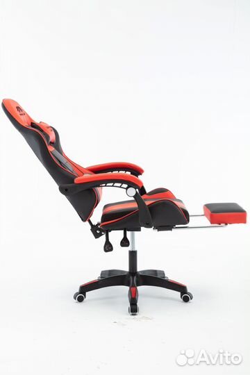 Игровое кресло черно-красное с подставкой