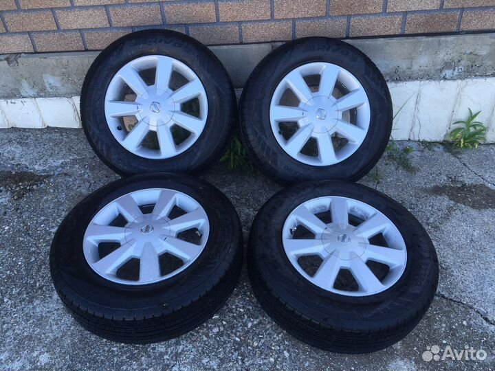 Arivo Premio ARZero 215/65 R16