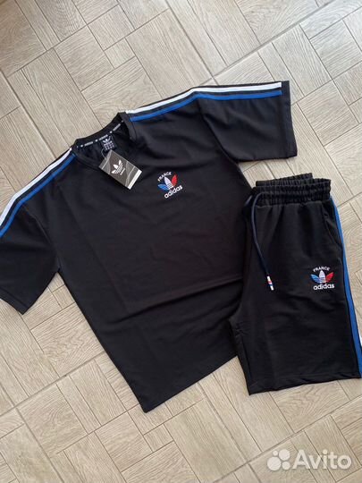 Спортивный костюм adidas мужской