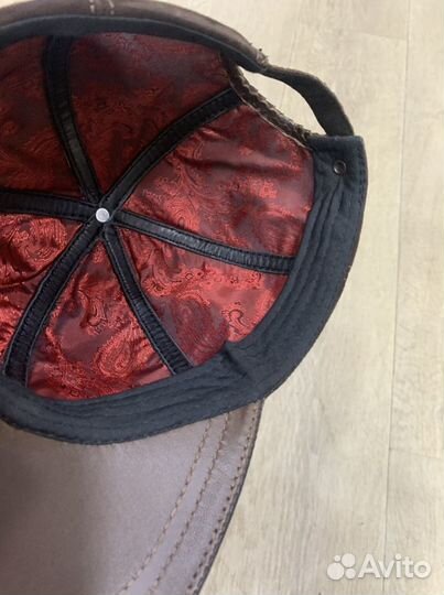 Кепки Питон Замша