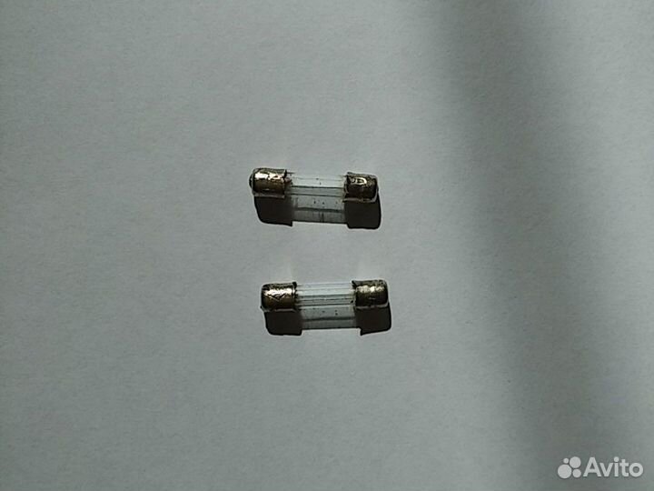 Лампочкa для фонарика. Предохранители СССР