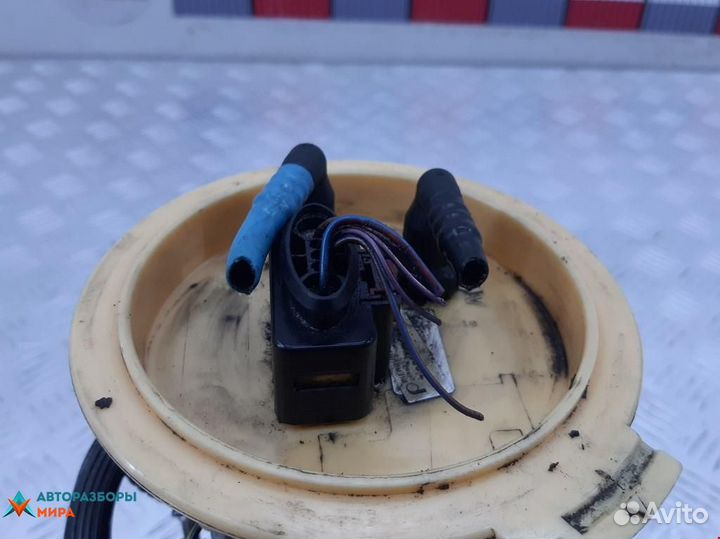 Насос топливный Volkswagen Golf 5 2008 1K0919050J