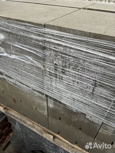 Блок бетонный вибропрессованный