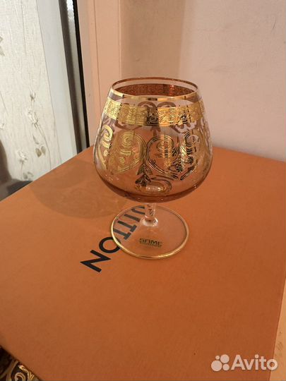 Хрустальные бокалы