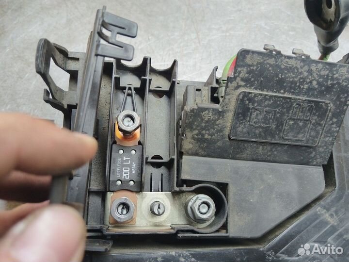 Блок предохранителей Ford Fusion (North America) I