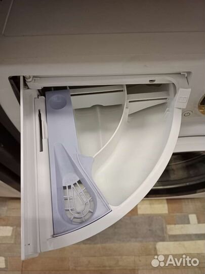 Стиральная машина в отличном состоянии