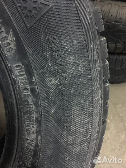 Kumho I'Zen XW KW17 235/65 R17