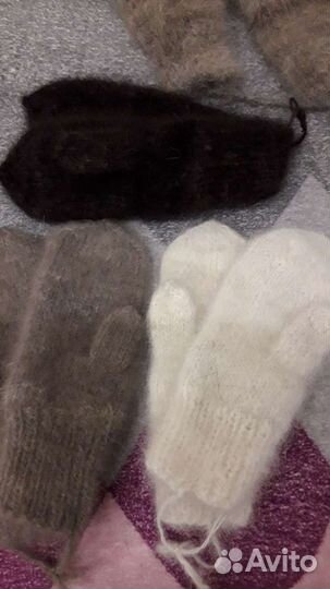 Из собачьего пуха носки,варежки,шарфы,пояса