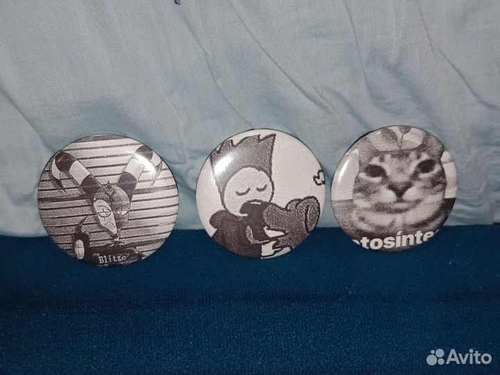 Значки на заказ по фото 44 мм