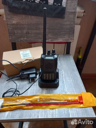 Yaesu VX-150