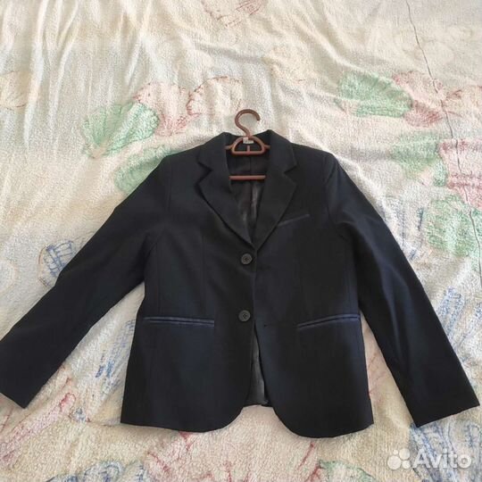 Школьный пиджак, жилет, бомбер