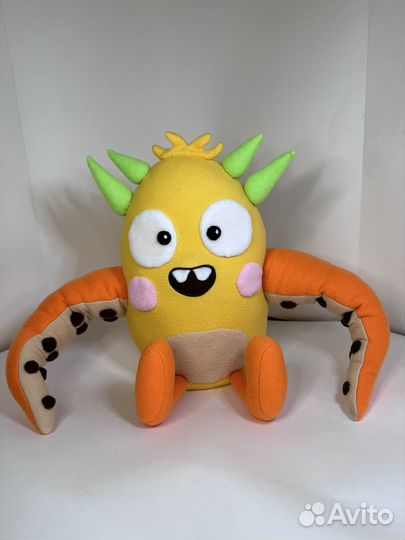 Мягкая игрушка Монстрик