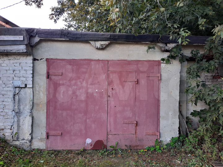 Гараж, > 30 м²