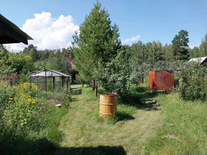 Дом 24 м² на участке 5,7 сот.