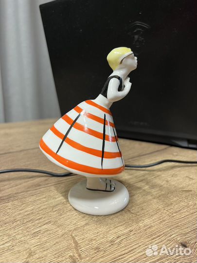 Фарфоровые статуэтки