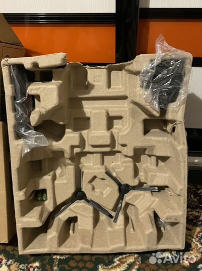 Робот пылесос midea