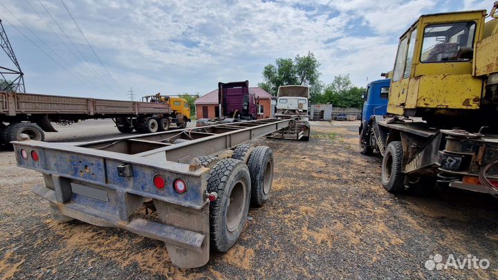 Полуприцеп контейнеровоз Strick Трёхосный контейнеровоз, 1977