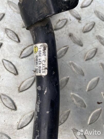 Трубка охлаждения Audi A8 D3