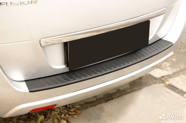 Накладка на бампер Ford Fusion (02-12) RA