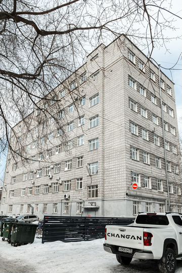 Здание, 4098 м²