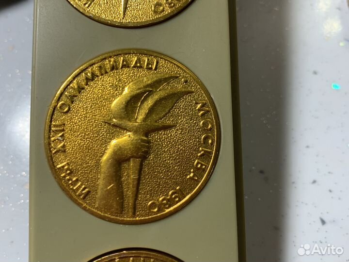 Набор жетонов монет медалей олимпиада 80