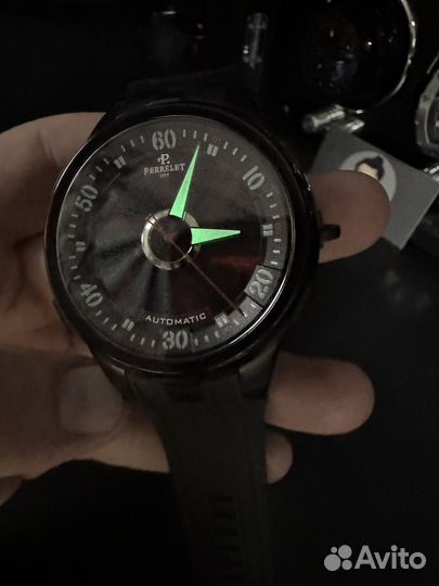 Часы perrelet turbine
