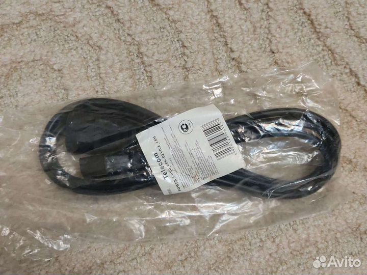 Кабель питания для компьютера