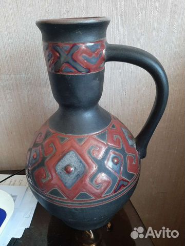 Глиняный кувшин