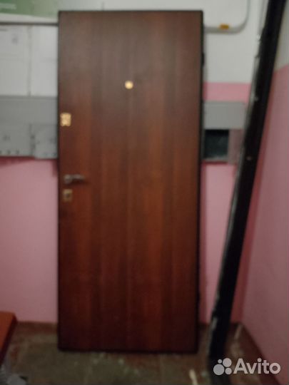 Входная дверь