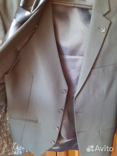 Мужской костюм