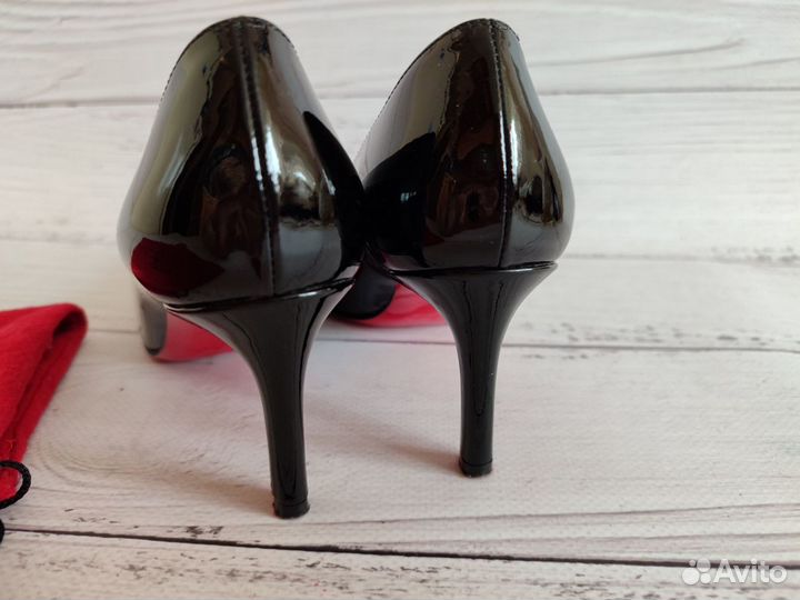 Туфли женские christian louboutin 35 р