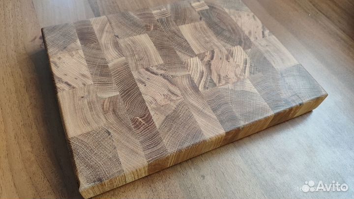 Торцевая разделочная доска из дуба